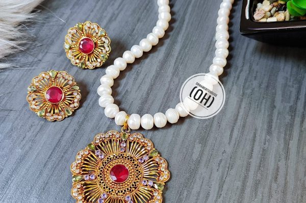 Real Pearl - Pendant with Real Stone