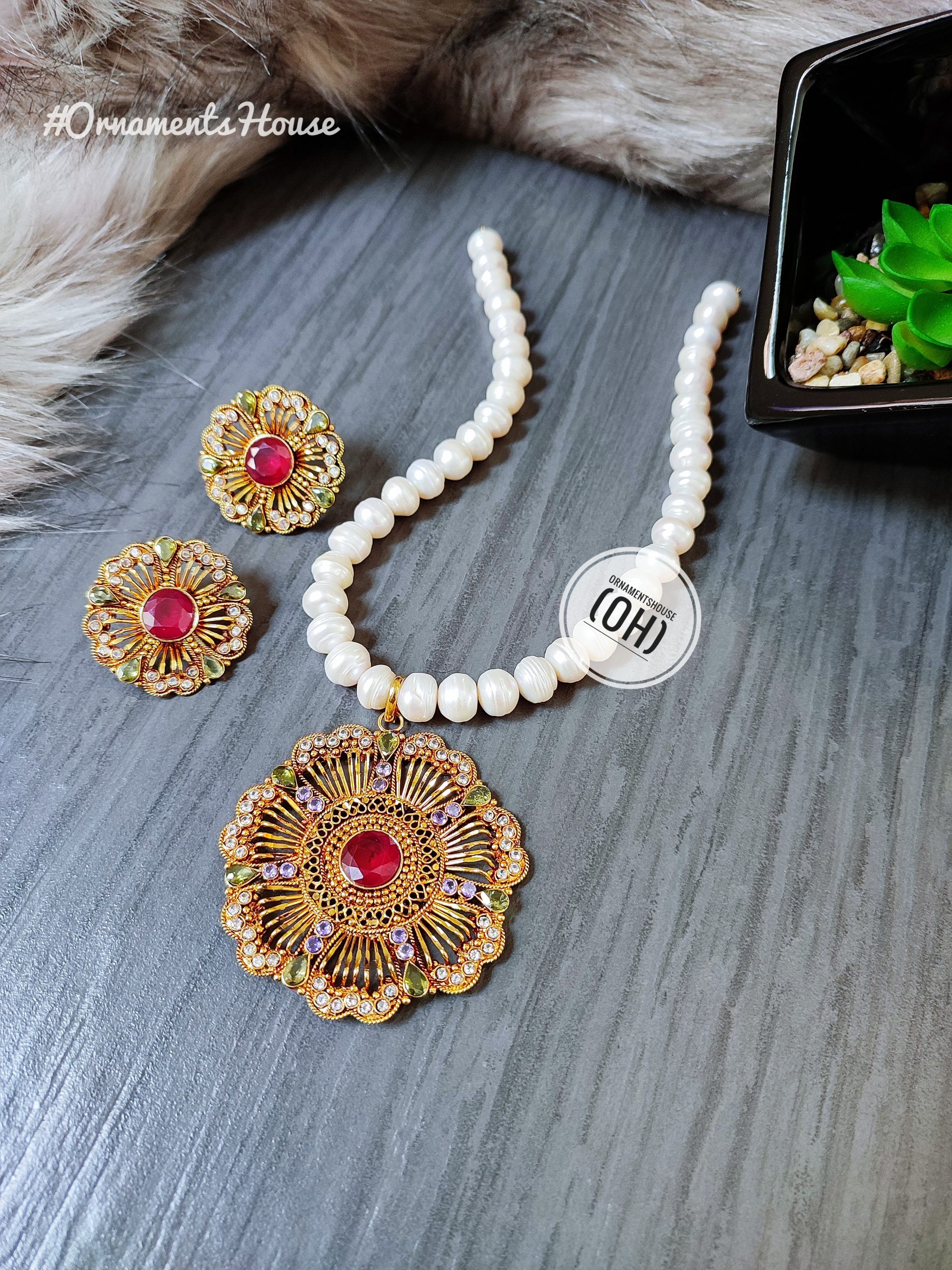 Real Pearl - Pendant with Real Stone