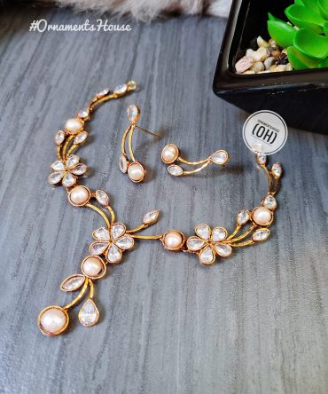 Choker Necklace - with Real Pearl and Real Stone