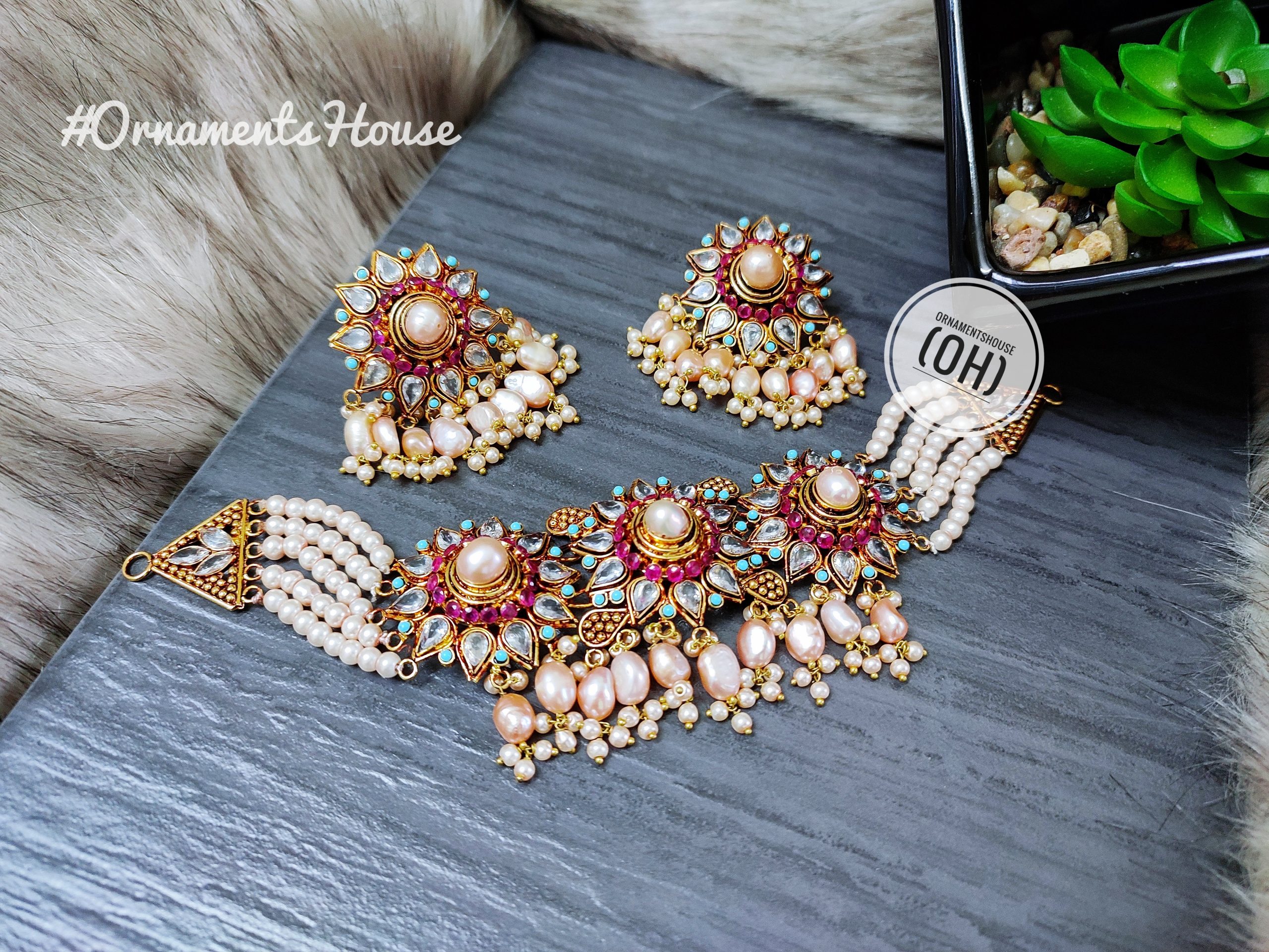 Gold Plated - Choker with Real Peal