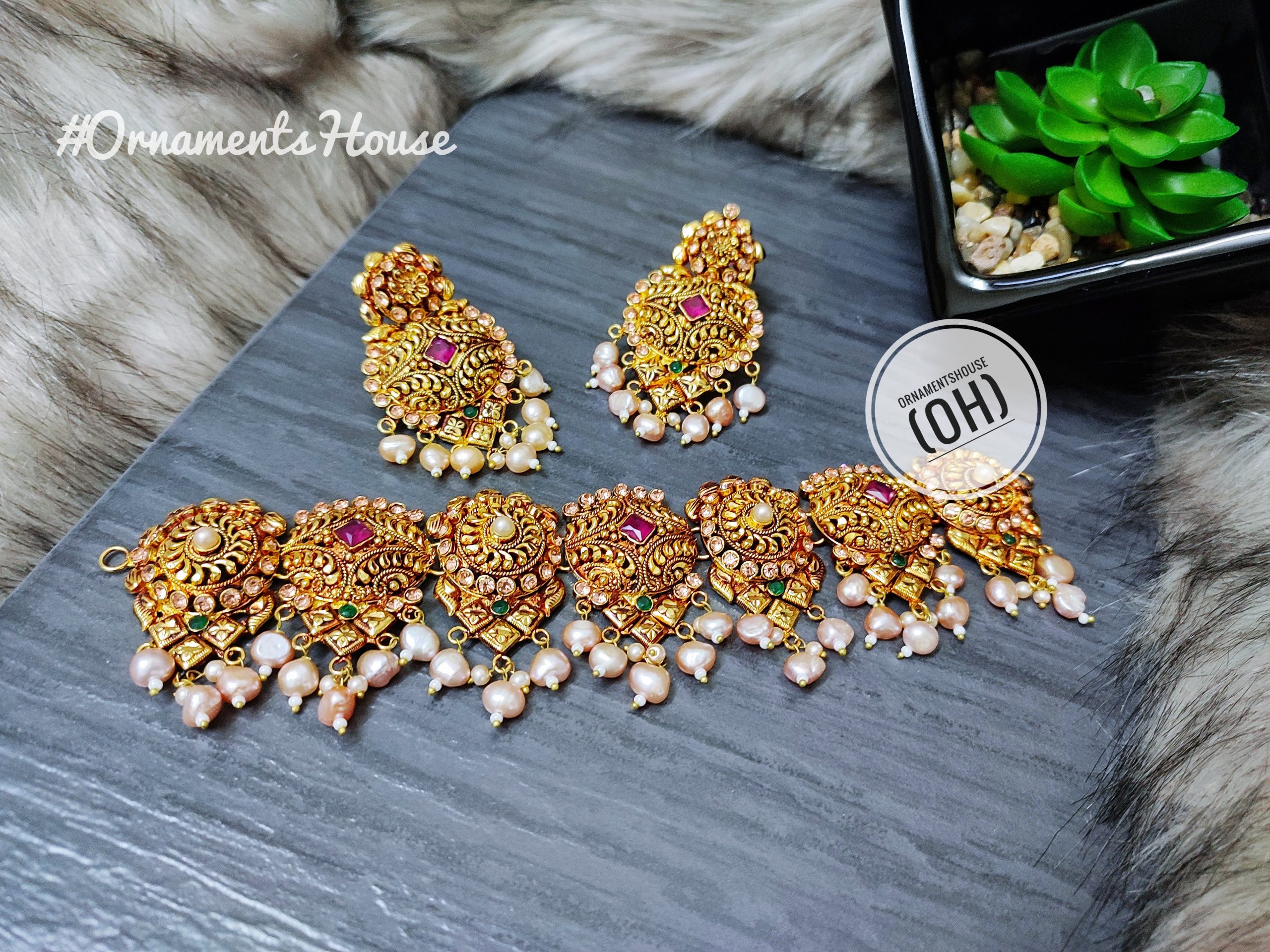 Real Pearl - Choker with Real Stone